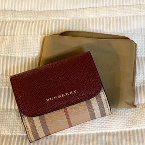 Burberry Luna Haymarket Check Bifold Wallet
